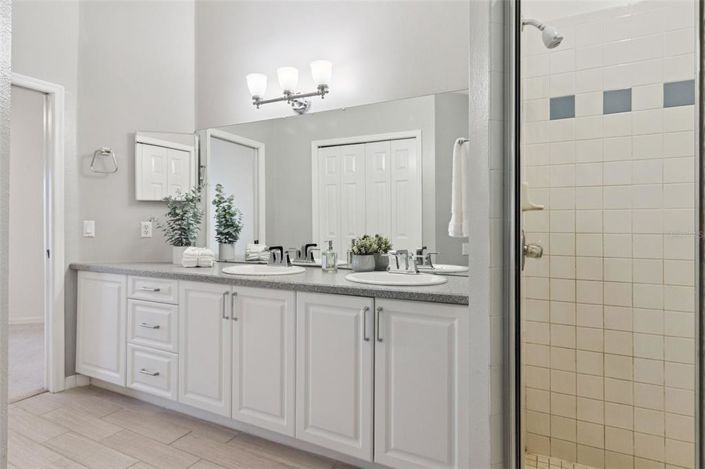 Image No.18-3 Bed House for sale