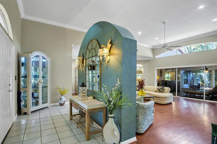 Image No.16-3 Bed House for sale