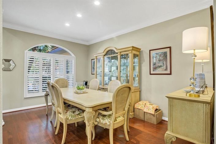 Image No.19-3 Bed House for sale