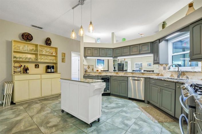 Image No.23-3 Bed House for sale