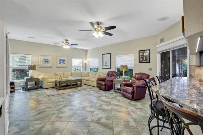 Image No.28-3 Bed House for sale