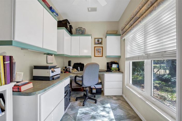 Image No.31-3 Bed House for sale