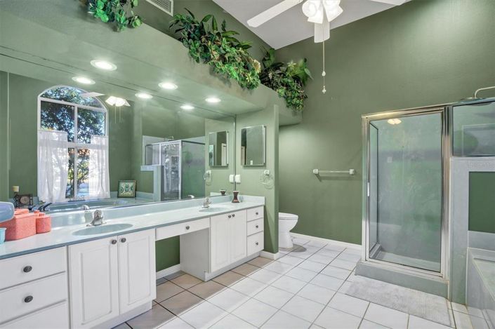 Image No.37-3 Bed House for sale