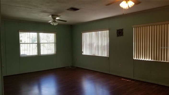 Image No.13-3 Bed House for sale