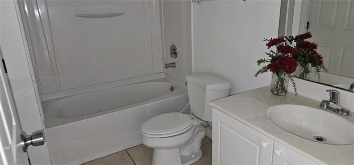 Image No.13-4 Bed Townhouse for sale