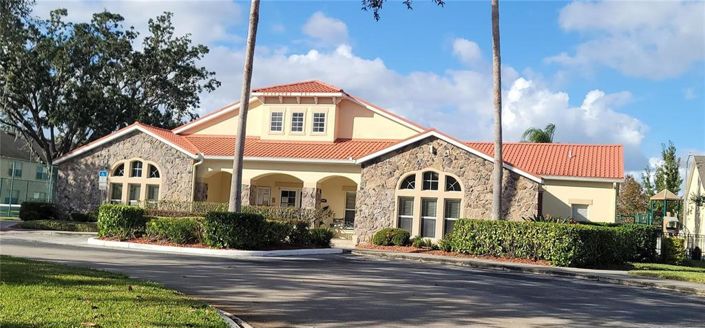 Image No.17-4 Bed Townhouse for sale