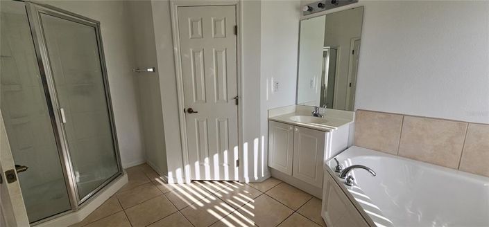 Image No.8-4 Bed Townhouse for sale