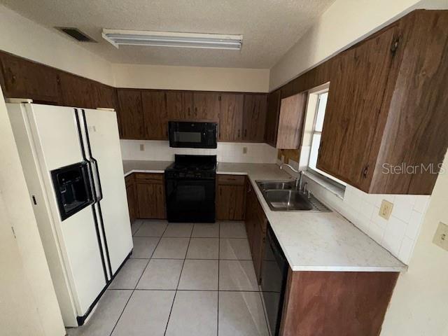 Image No.3-Maison de 2 chambres à vendre à Saint John