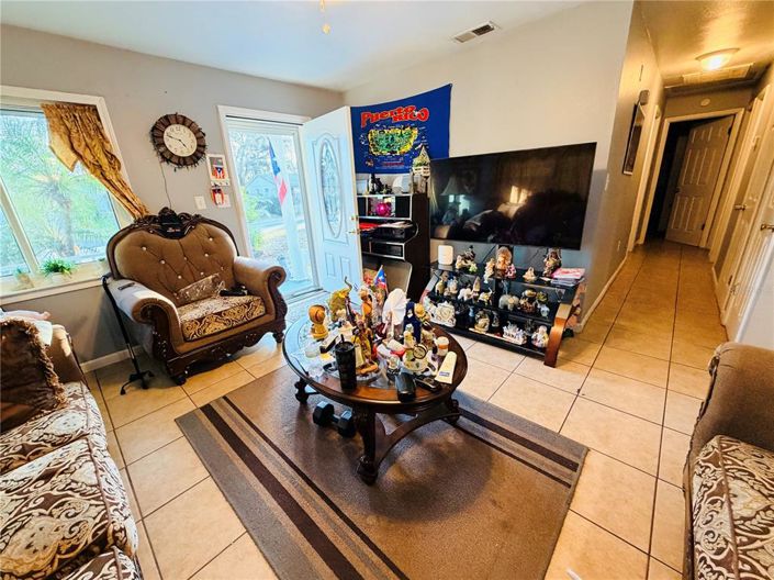 Image No.14-3 Bed House for sale