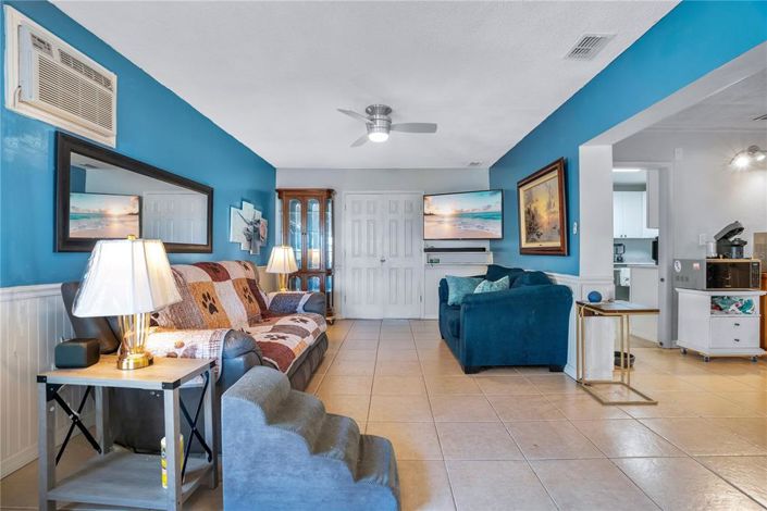 Image No.13-3 Bed House for sale