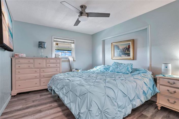 Image No.16-3 Bed House for sale