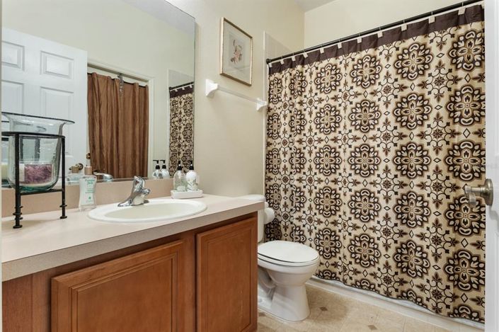 Image No.12-5 Bed House for sale