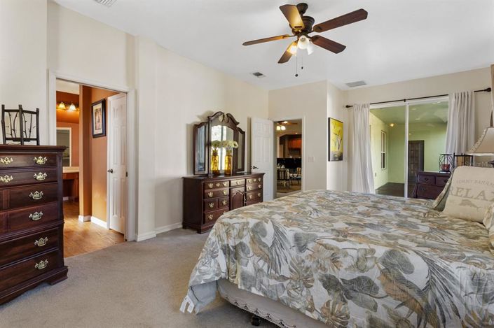 Image No.20-5 Bed House for sale