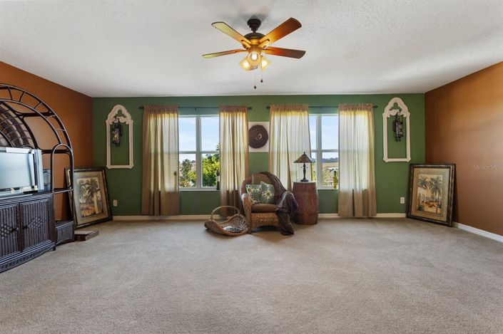 Image No.28-5 Bed House for sale