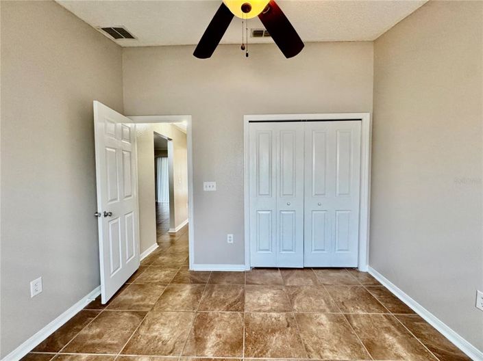 Image No.18-3 Bed House for sale