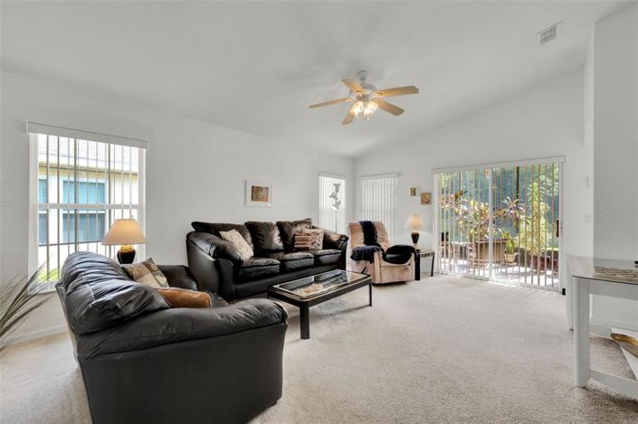 Image No.8-Maison de 2 chambres à vendre à Saint John