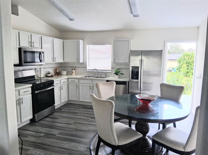 Image No.5-3 Bed House for sale