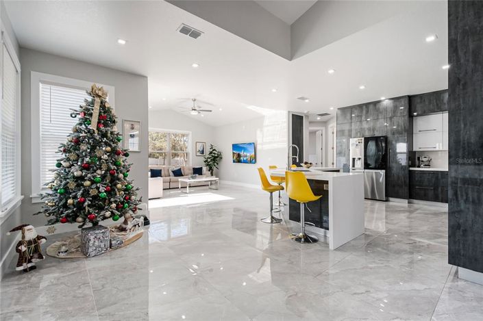 Image No.16-4 Bed House for sale