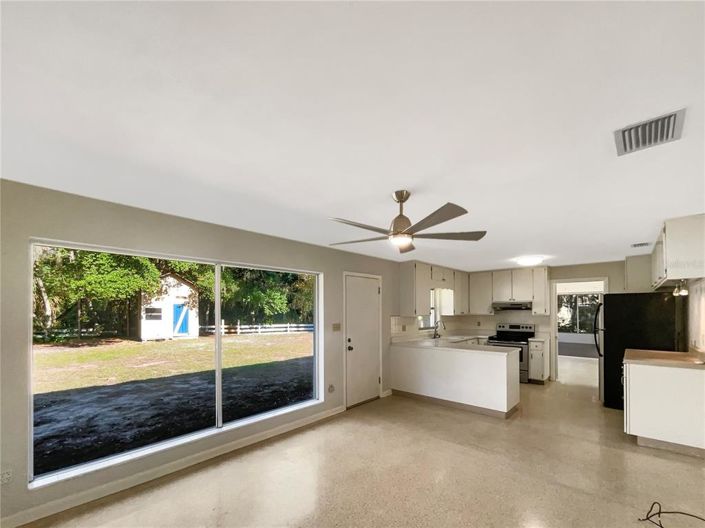 Image No.7-3 Bed House for sale