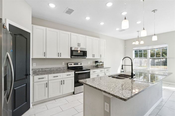 Image No.7-4 Bed House for sale