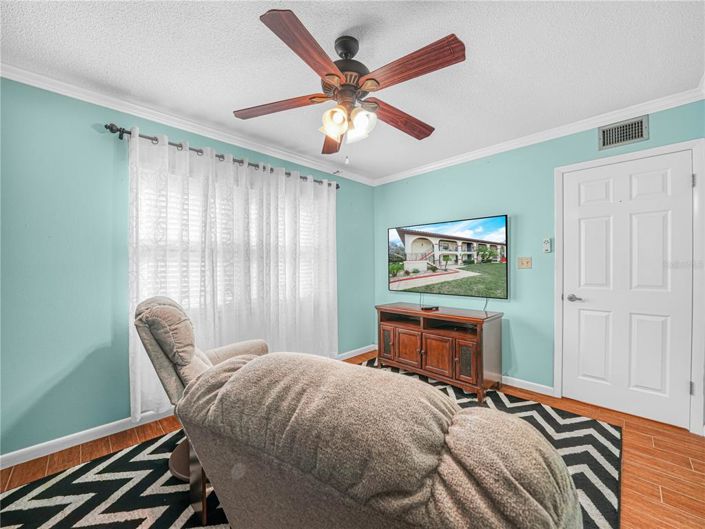 Image No.26-2 Bed Apartment for sale