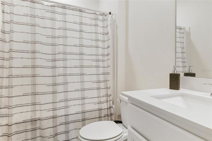 Image No.19-4 Bed House for sale