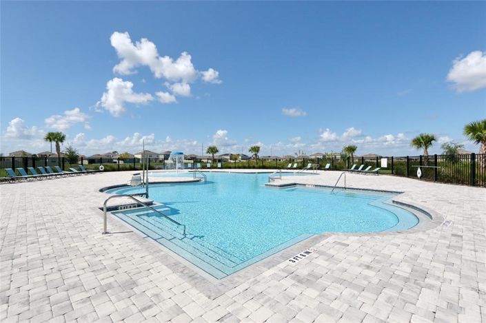 Image No.30-4 Bed House for sale