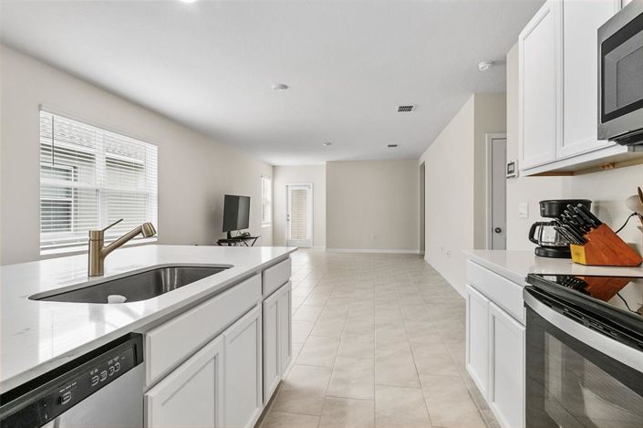 Image No.6-4 Bed House for sale