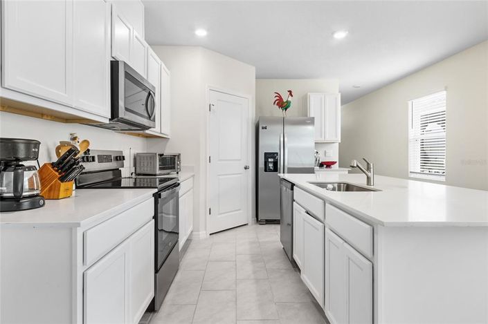 Image No.8-4 Bed House for sale