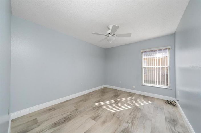 Image No.16-3 Bed House for sale