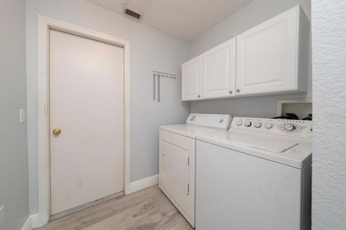 Image No.20-3 Bed House for sale