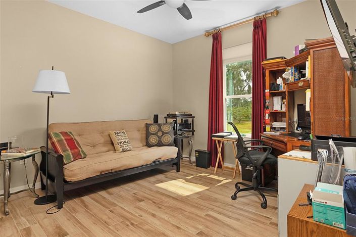 Image No.13-3 Bed House for sale