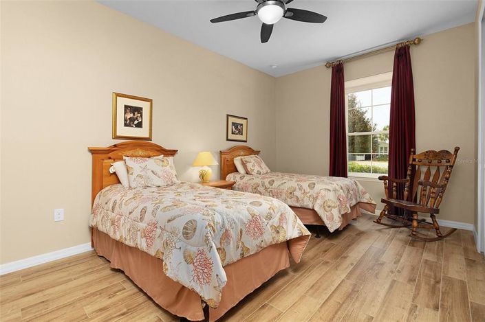 Image No.15-3 Bed House for sale