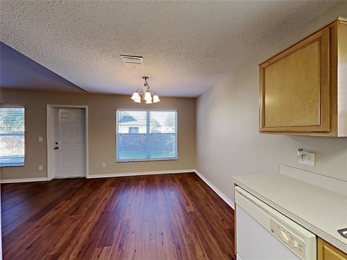 Image No.2-3 Bed House for sale