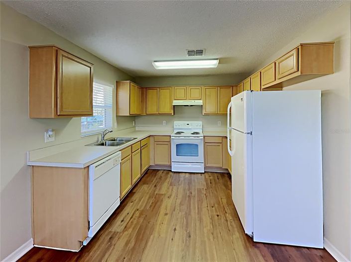 Image No.5-3 Bed House for sale