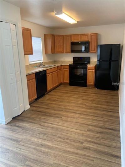 Image No.25-6 Bed Duplex for sale