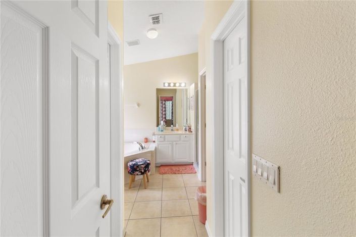 Image No.21-4 Bed House for sale