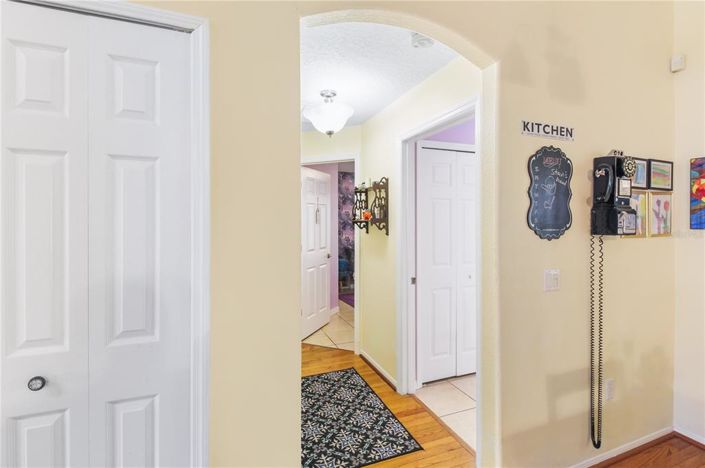 Image No.25-4 Bed House for sale