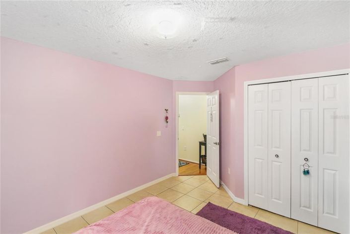 Image No.27-4 Bed House for sale