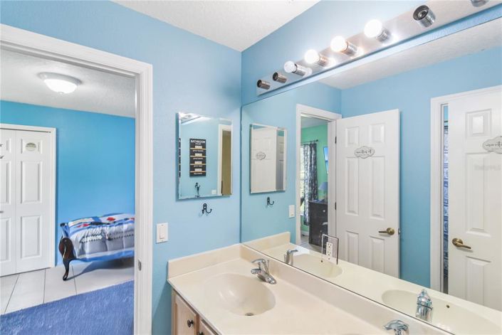 Image No.32-4 Bed House for sale