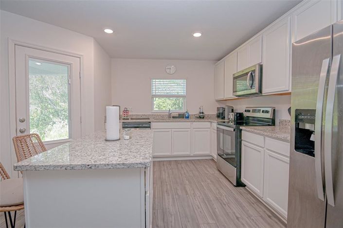 Image No.5-2 Bed Townhouse for sale