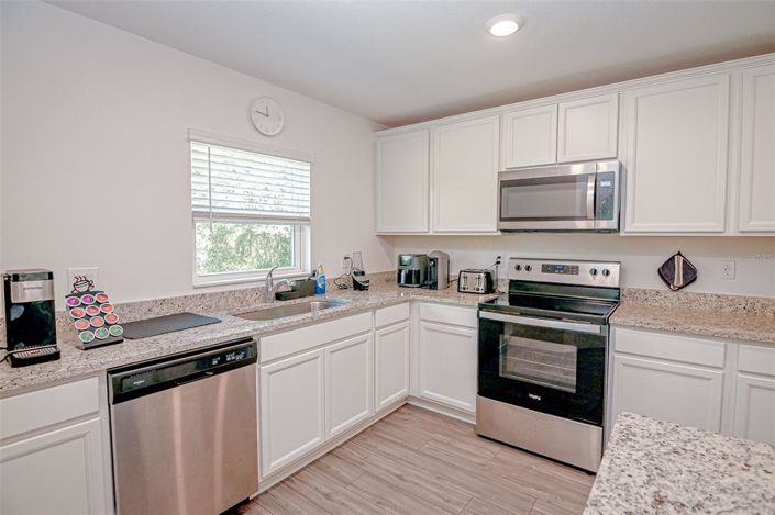 Image No.6-2 Bed Townhouse for sale