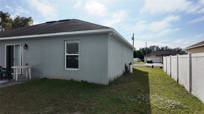 Image No.14-3 Bed House for sale