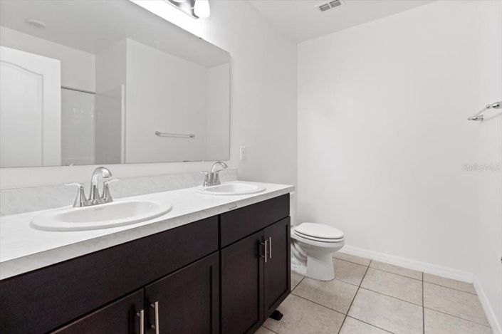 Image No.21-3 Bed House for sale