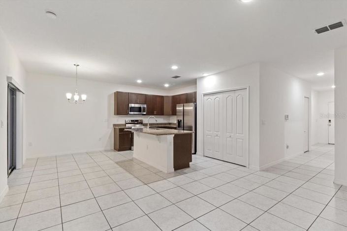 Image No.6-3 Bed House for sale