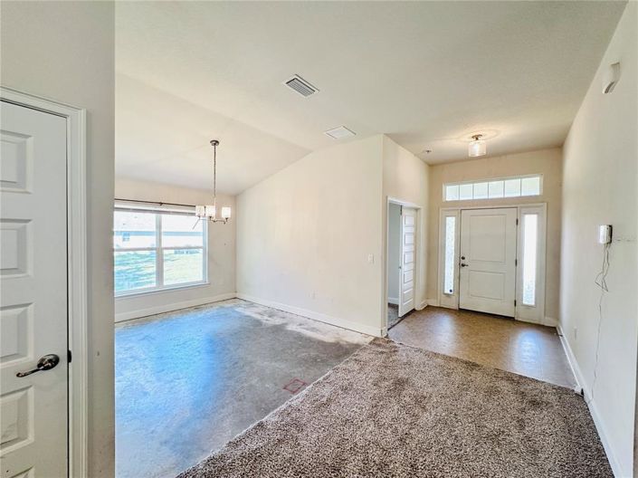 Image No.6-4 Bed House for sale