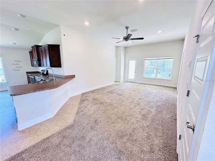 Image No.8-4 Bed House for sale