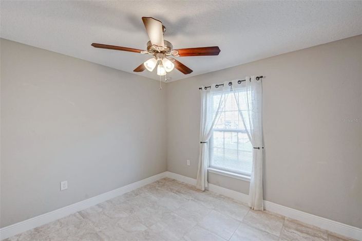 Image No.16-3 Bed House for sale