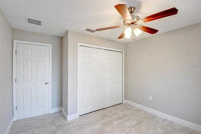 Image No.17-3 Bed House for sale