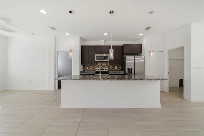 Image No.5-Maison de 4 chambres à vendre à Saint John